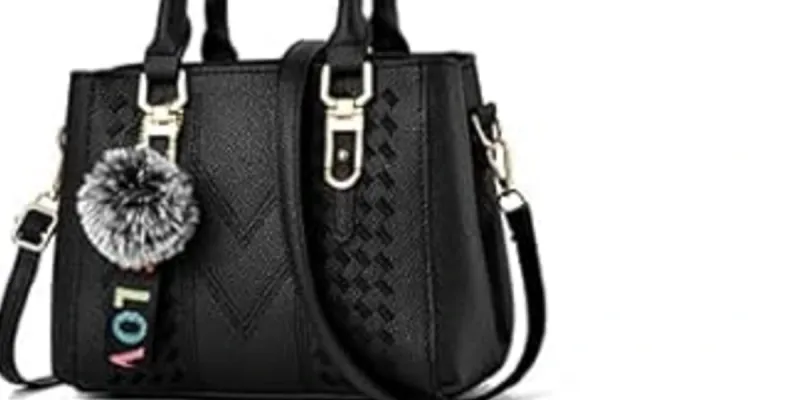 Bolso pom pom