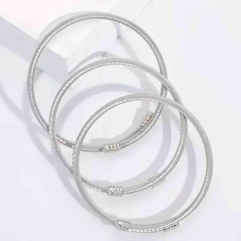 Pulsera abierta