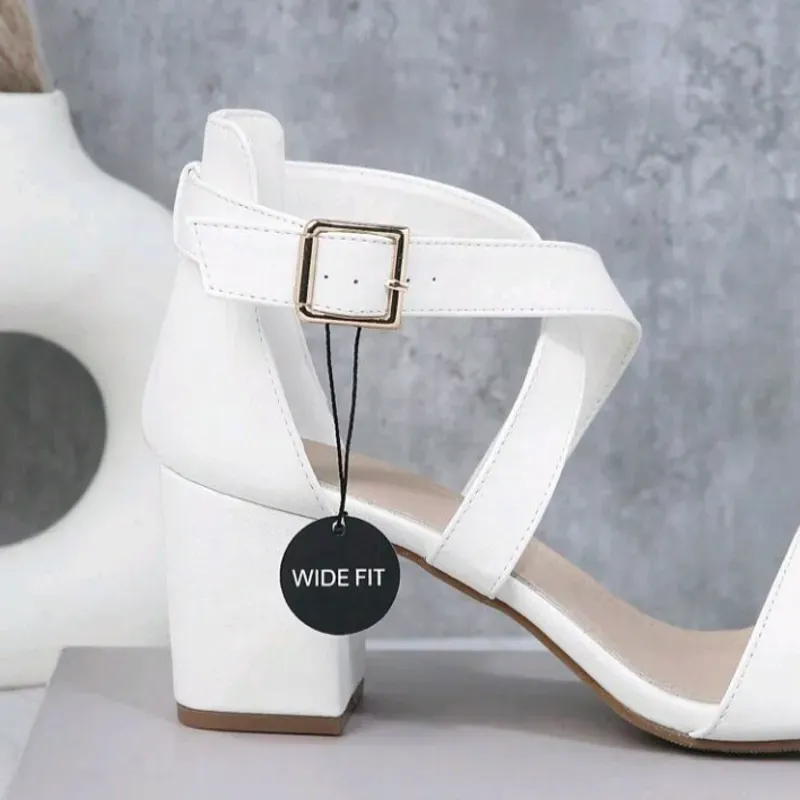 Tacones blancos