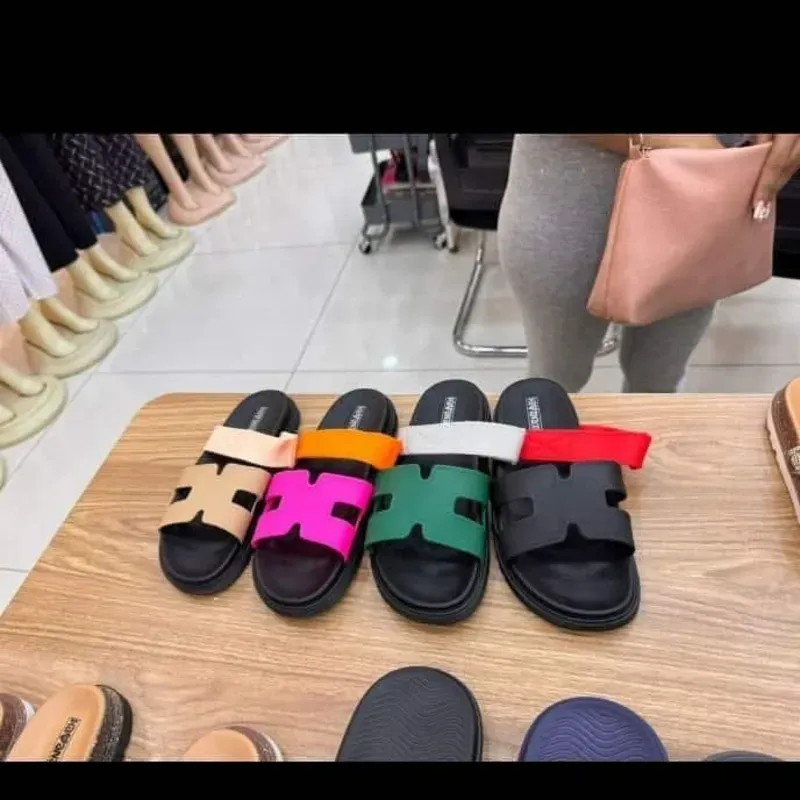 Sandalias Hermes