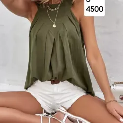 Blusa aceituna