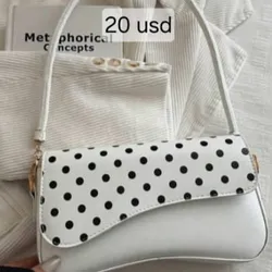 Cartera Blanca con bolas