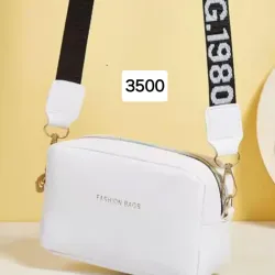 Cartera blanca pequeña 