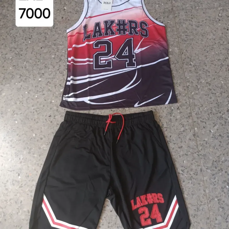 Conjunto de camiseta
