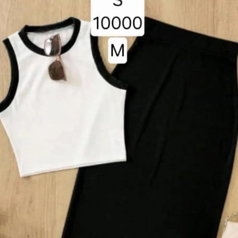 Falda y blusa Negro y Blanco