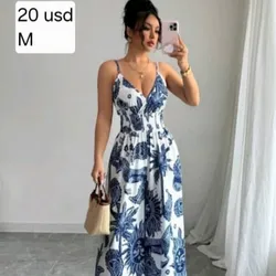 Mono Blanco y Azul