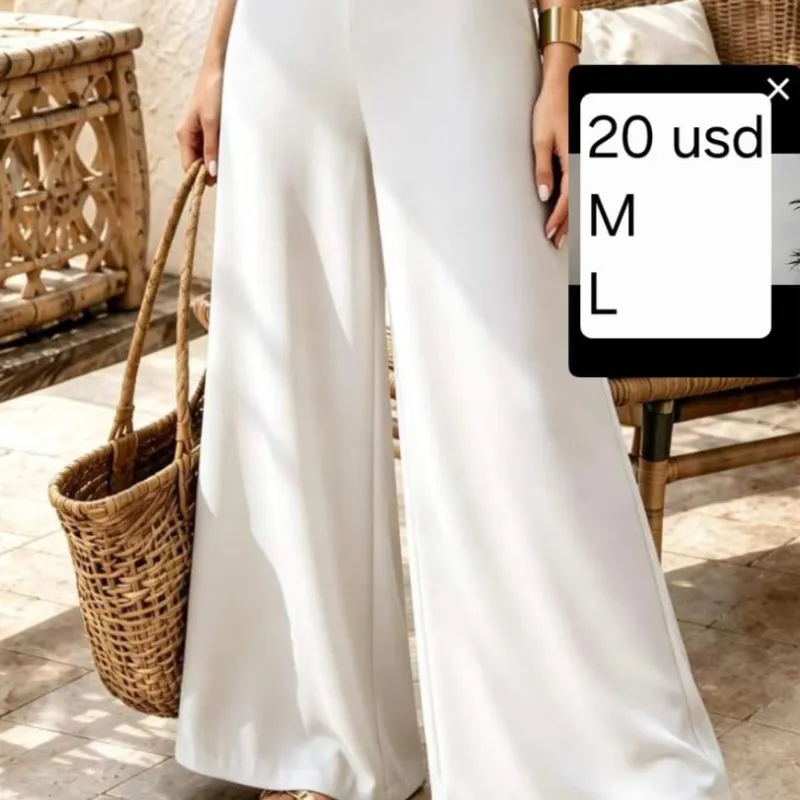 Pantaloneta ancha blanca
