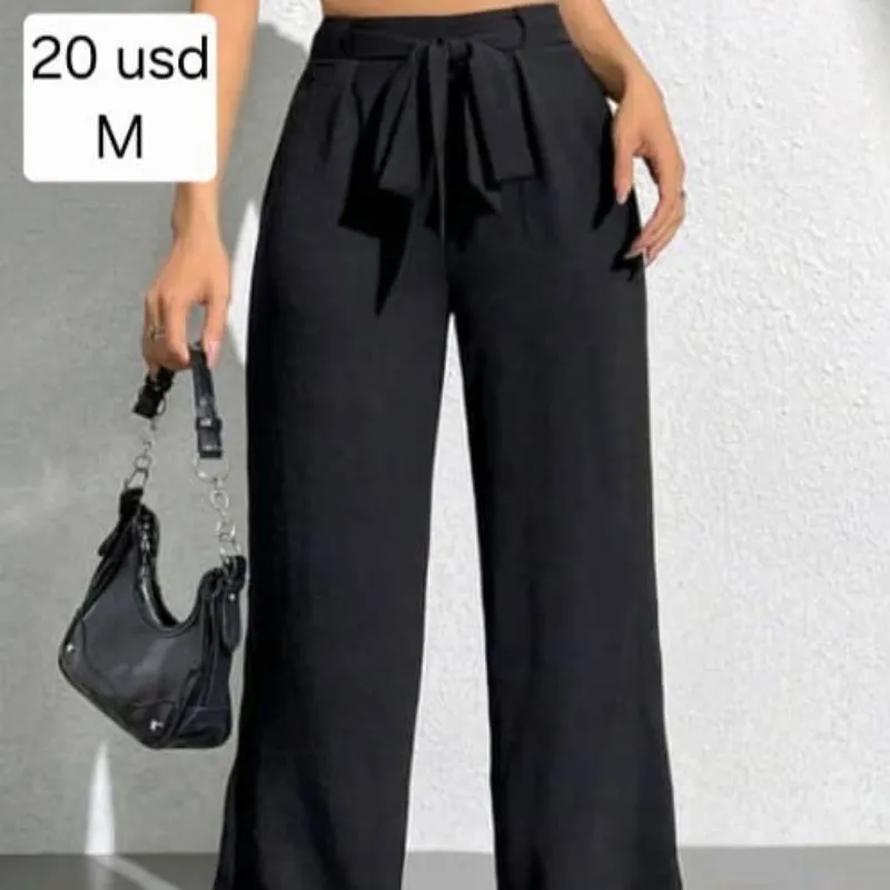 Pantaloneta Negra