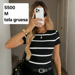 Pulover negro a rayas