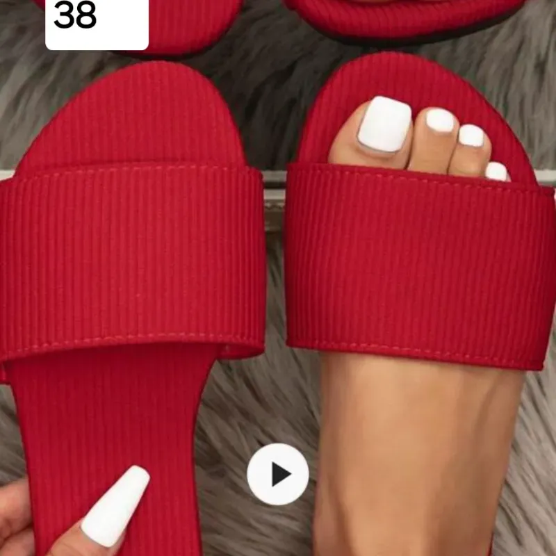 Sandalias rojas 37