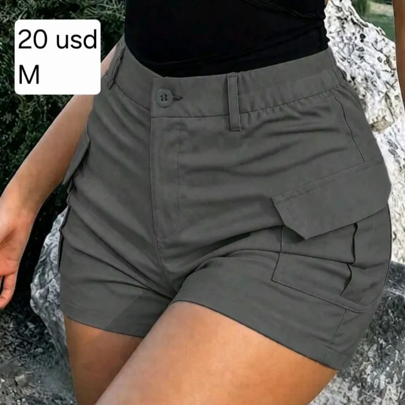 Short Gris de bolsillos