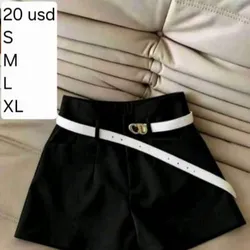 Short Negro elegante