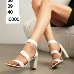 Tacones blancos