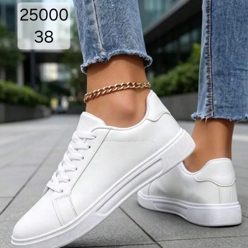Tenis blancos #38