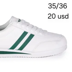 Tenis