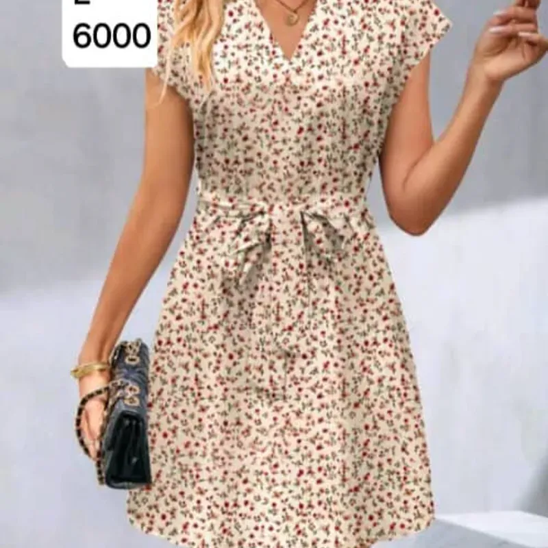 Vestido albaricoque con flores 