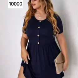 Vestido azul con botones
