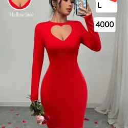Vestido con escote de corazón 