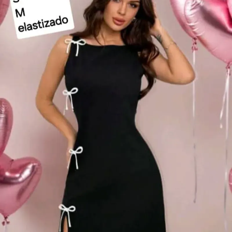Vestido negro con lazos coquette 