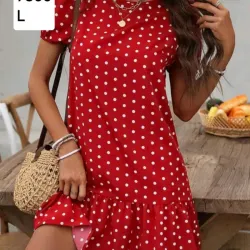 Vestido rojo con lunares 