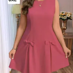 Vestido rosa con lazos