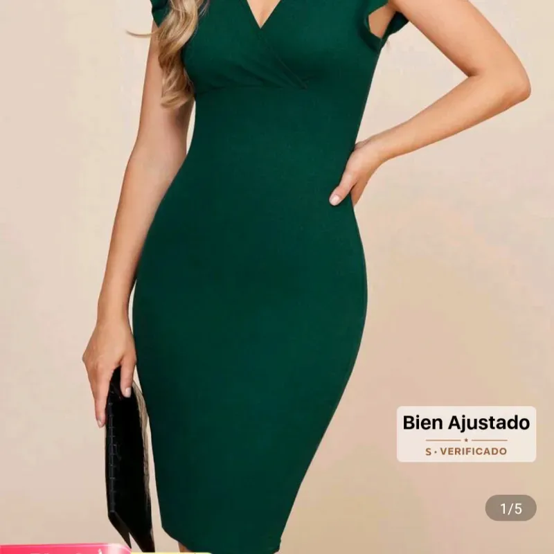 Vestido verde elegante ajustado 