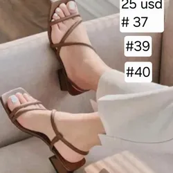 Zapatos Carmelitas tacón cuadrado