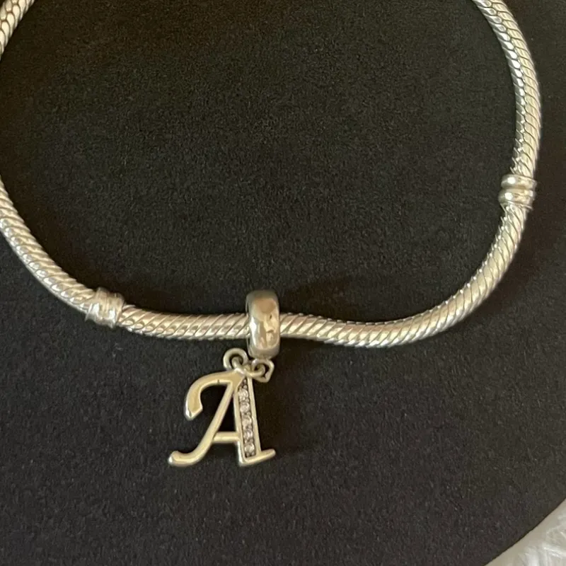 Charm de letra A 
