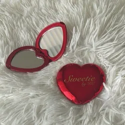 Espejo con forma de corazón ✨