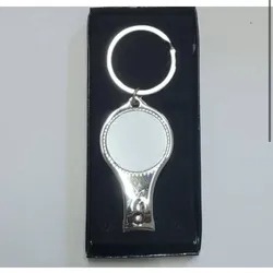 Llavero con cortaúñas 