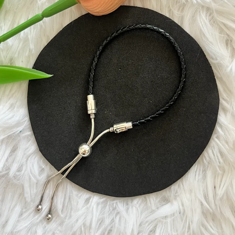 Pulsera de cuero ✨
