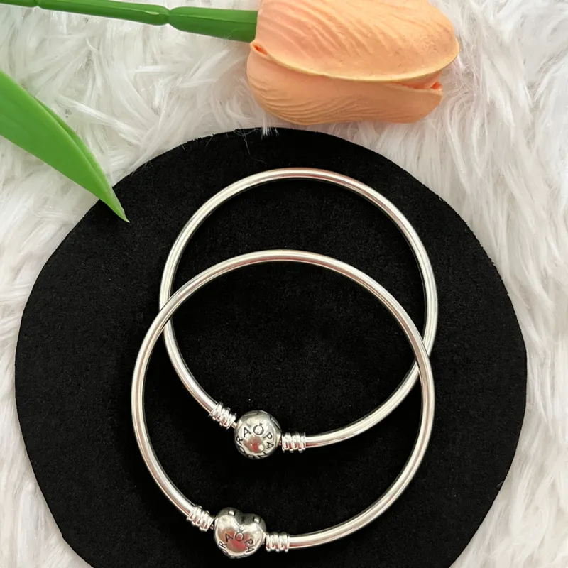 Pulseras rígidas ✨
