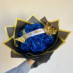 Ramo con 10 flores banda,corona y mariposa 🦋