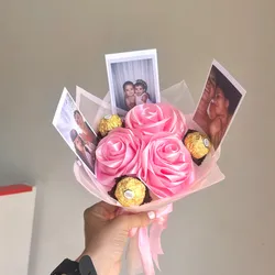Ramo de tres flores y 3 fotos polaroid ✨