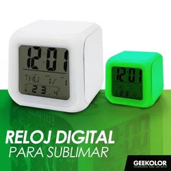 Reloj digital con luces ✨