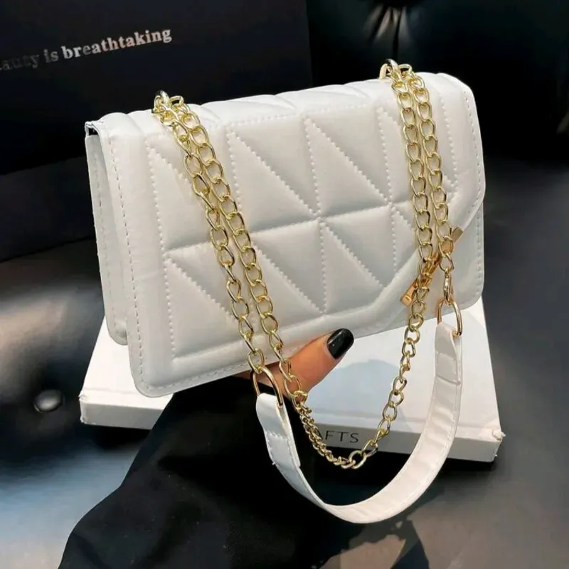 Carteras con Cadena
