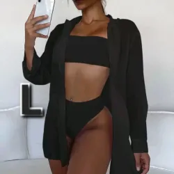 Kimono con Abertura Frontal