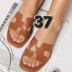 Sandalias Planas de Estilo 