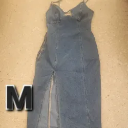 Vestido de Mezclilla con Abertura 