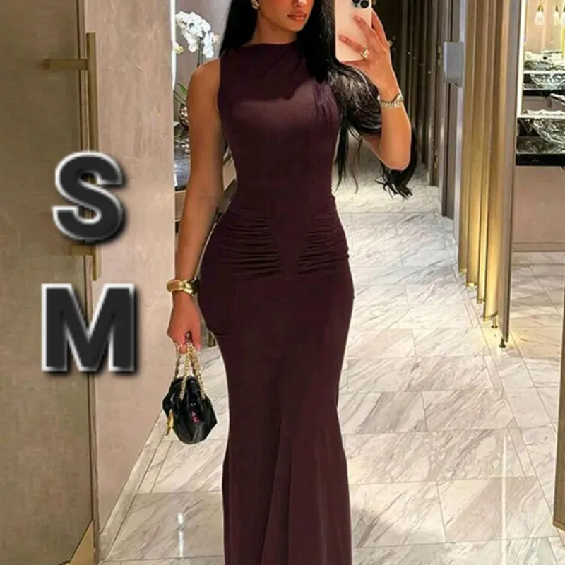 Vestido Plisado de Cuello Redondo sin Mangas