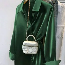 Blusa de satén con botones - Camisa de negocios de manga larga para mujer