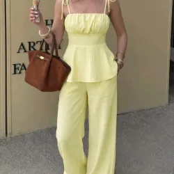 Conjunto Amarillo de Blusa y Pantalon