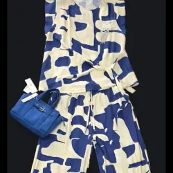 Precioso Conjunto talla L-Xl a juego con cartera azul