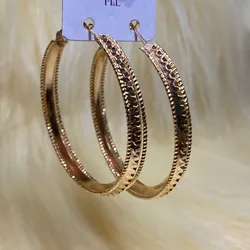 Argollas Grandes Laminado Oro 18