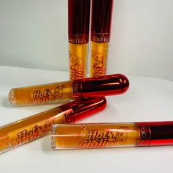 Brilla Hincha Labios