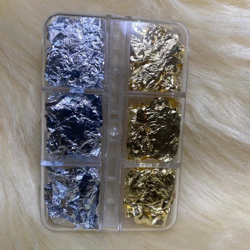 Caja de Papel Oro y Plata