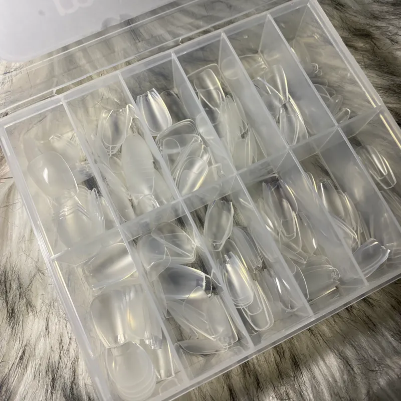 Caja de Tips Soft Gel Coffin Corto