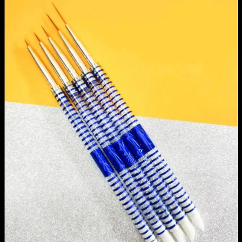 Pincel Liner + Puntero de Silicona