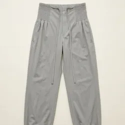pantaloneta gris