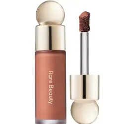 rubor liquido rare beauty tono virtue